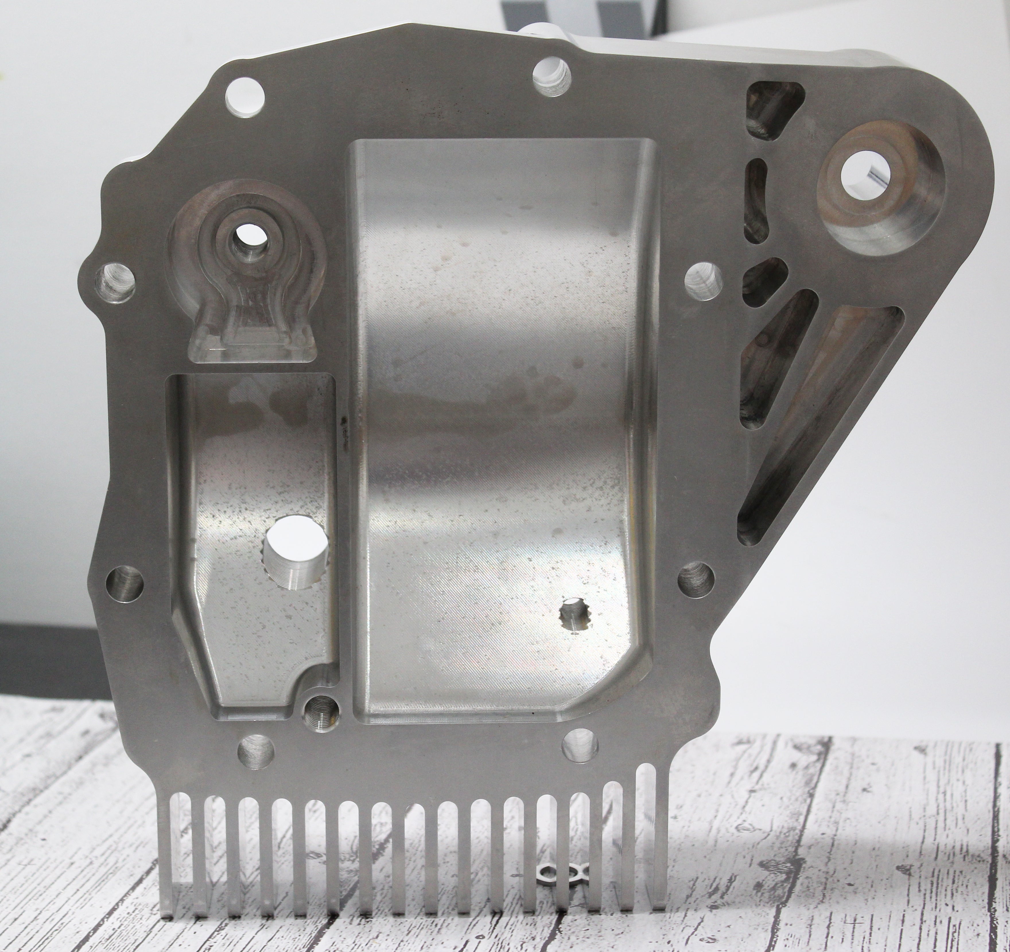 E90/E60 Finned Differential Cover N52 188L/188K